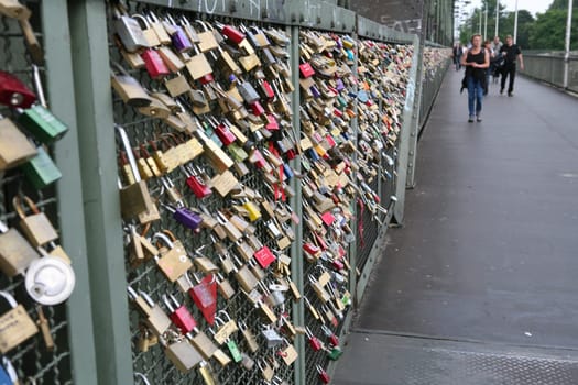 Castles as tokens of love