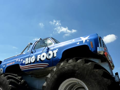 Monster truck