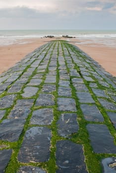 tides on beach