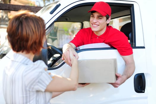 Parcel service hands over parcels