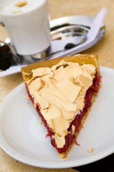 Cheesecake with cappuccino