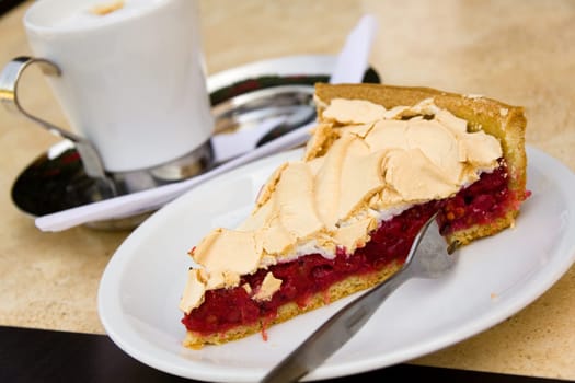 Cheesecake with cappuccino
