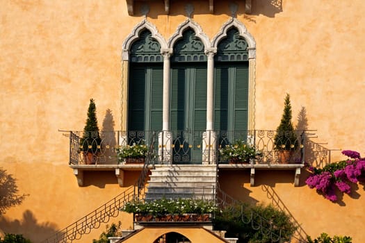 Bardolino,Villa delle Rose,façade detail