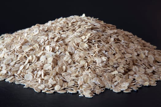 Pile of barley flakes