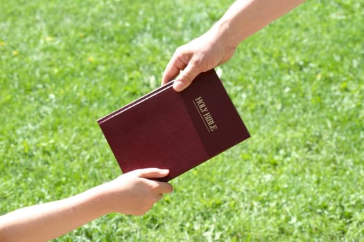 Sharing the Bible