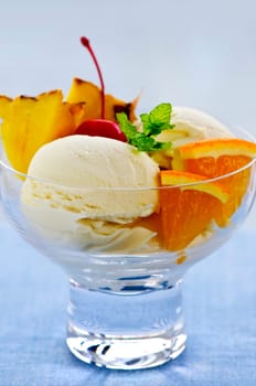 Ice cream with fruit