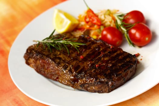 Large steak of 436 grams,14 oz