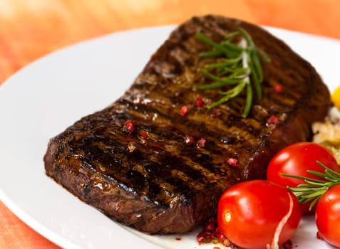 Large steak of 436 grams,14 oz