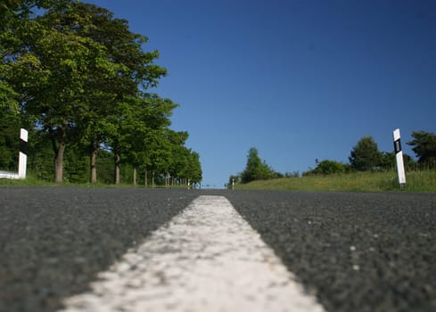 Rural road median strip on the Dörnberg