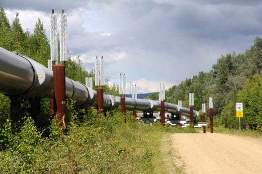 Trans Alaska Oil Pipeline with Permafrost Stabilizing Heat Exchangers