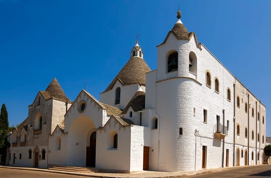 Chiesa dai Trulli