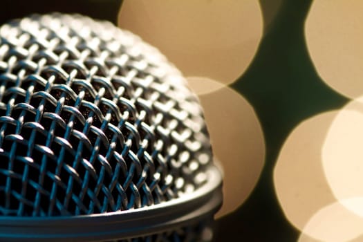 Microphone