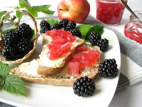 Breakfast with blackberry and apple jam