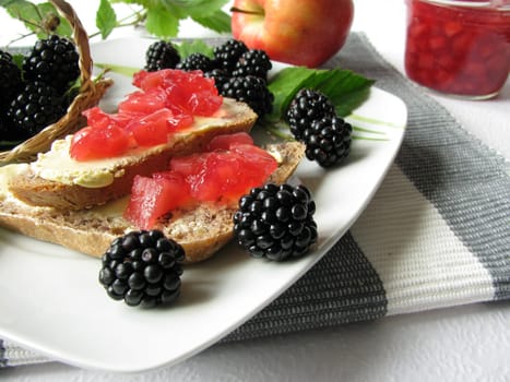 Breakfast with blackberry and apple jam