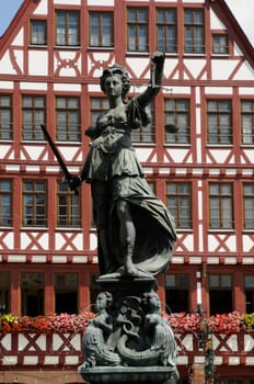 Justitia at the Römerbrunnen in Frankfurt