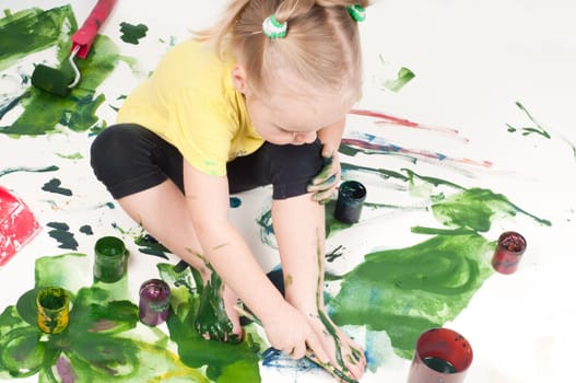 Little girl painting