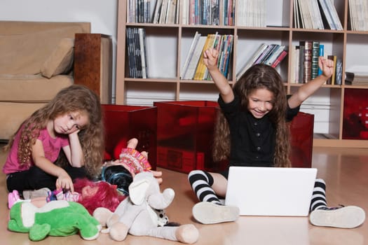 Little girl computing victory sulky toddler