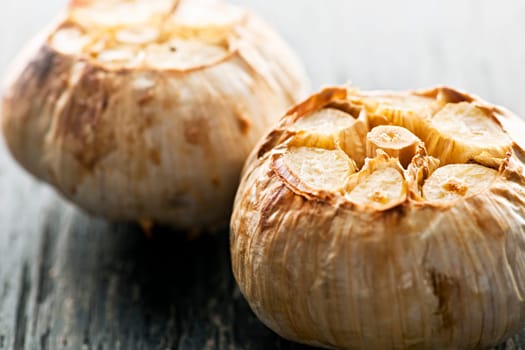 Roasted garlic bulbs