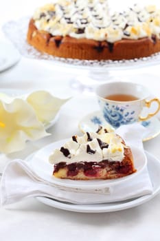 Cherry sponge cake with cream