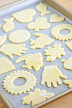 Baking sheet with cookies
