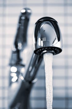 Kitchen faucet