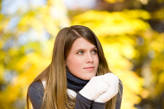 Autumn park - fashion model woman