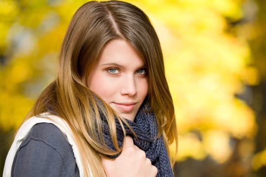 Autumn park - fashion model woman