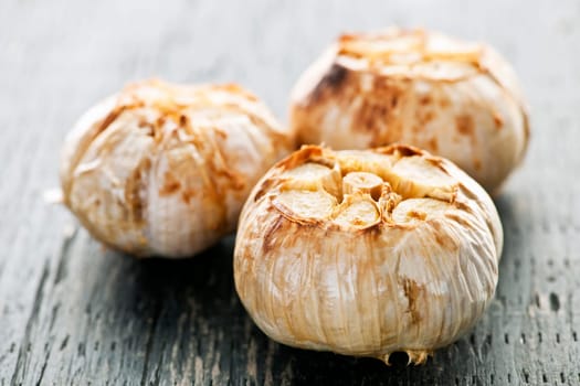 Roasted garlic bulbs