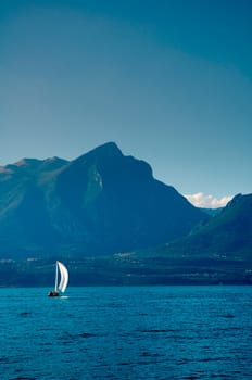 Sail in the mountains