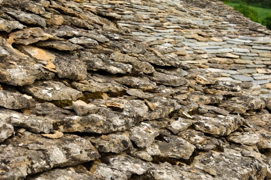 Natural stone roof wine cellar Aveyron,France