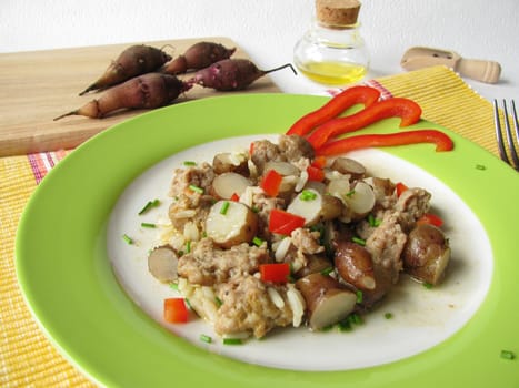 Rice stir-fry,minced meat and Jerusalem artichoke