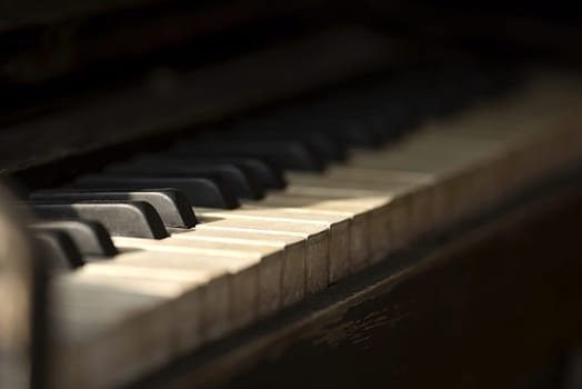 Old Piano