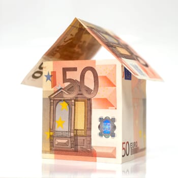 House build with 50 € notes