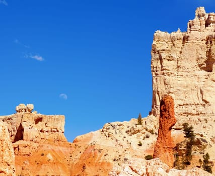Moonrise in Bryce Canyon
