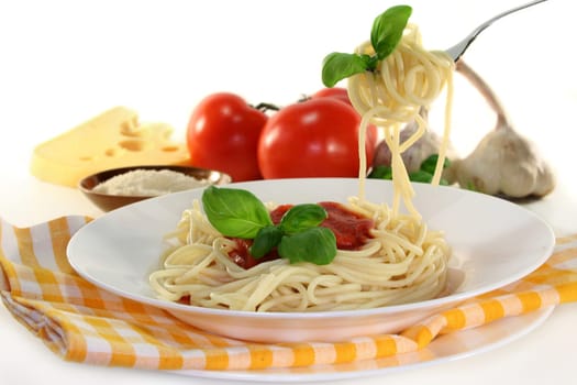 Spaghetti with tomato sauce
