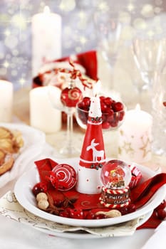 Table setting for Christmas