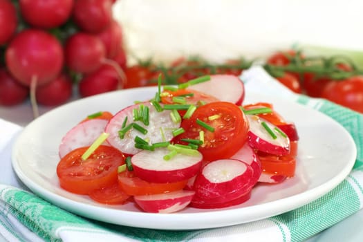 Radish and tomato salad