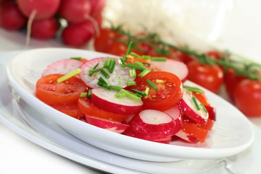 Radish and tomato salad