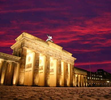 Evening atmosphere at the Brandenburg Gate
