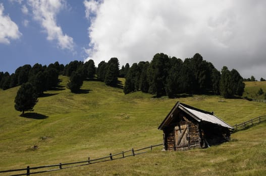 Hut on the Alpe di Villandro