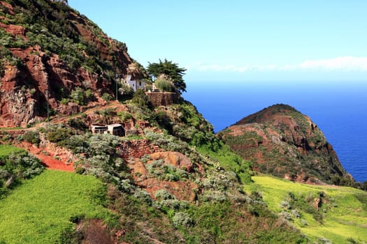 Cave dwellings near Chinamada