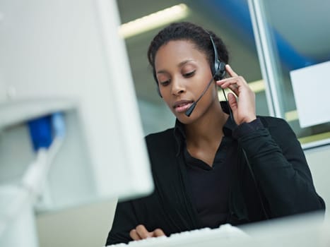 women working in call center