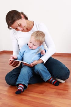 Reading with mom