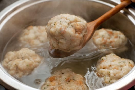 Cooking dumplings