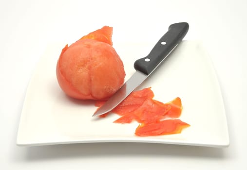 Skinning the tomato