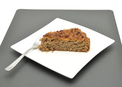 Nut cake piece
