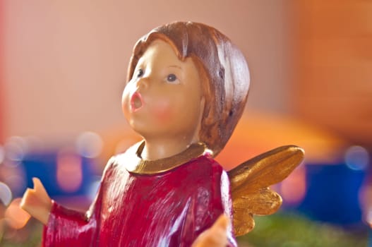 Angel sings