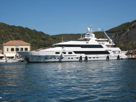 super yacht