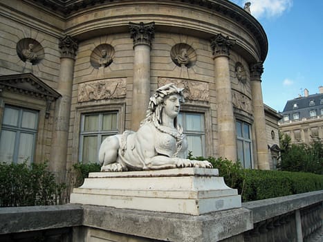 statue in Paris