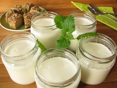 Yoghurt from the yoghurt maker